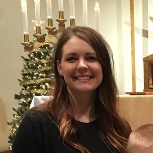 Meet your Posher, Leah